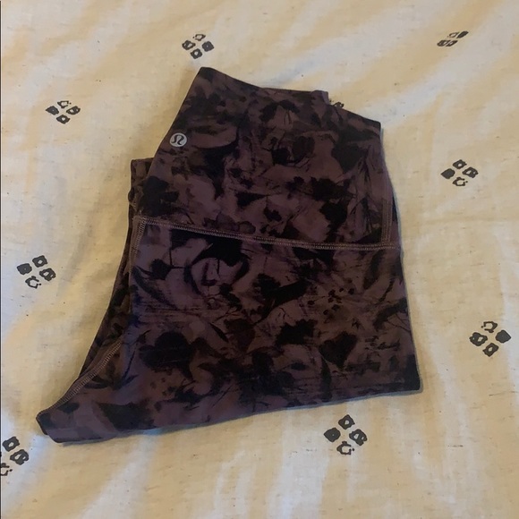 Lululemon align 28” size 6 - Picture 2 of 4